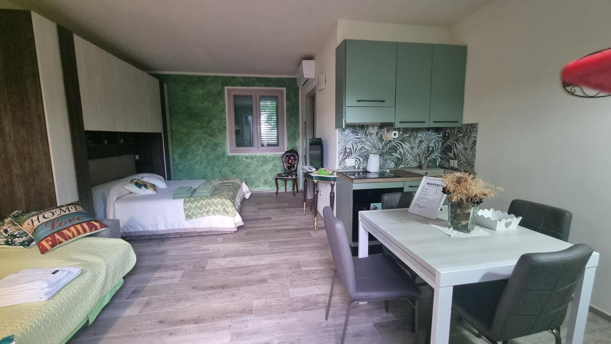Appartamento Margherita Crespina Экстерьер фото
